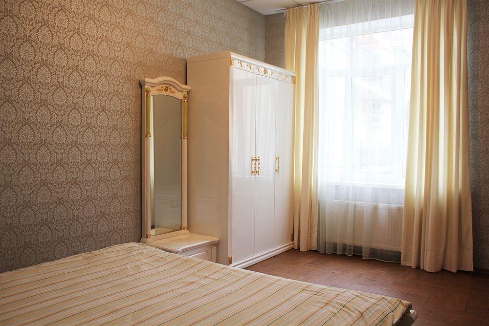 Geneva Park Hotel オデッサ エクステリア 写真