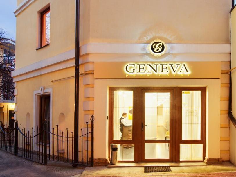 Geneva Park Hotel オデッサ エクステリア 写真